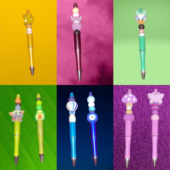 Pens and keychains. Can be customized. - Picture 3 of 4